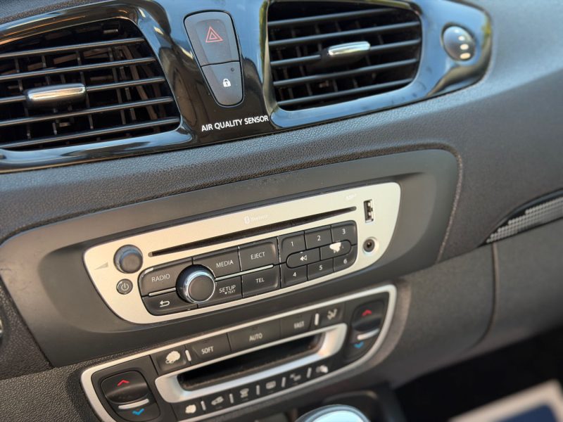 RENAULT SCÉNIC III 1.5 DCI 110 EDC DYNAMIQUE - Boîte Auto - GPS - Révisé & Garanti 6 Mois