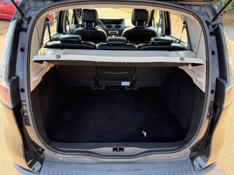 RENAULT SCÉNIC III 1.5 DCI 110 EDC DYNAMIQUE - Boîte Auto - GPS - Révisé & Garanti 6 Mois