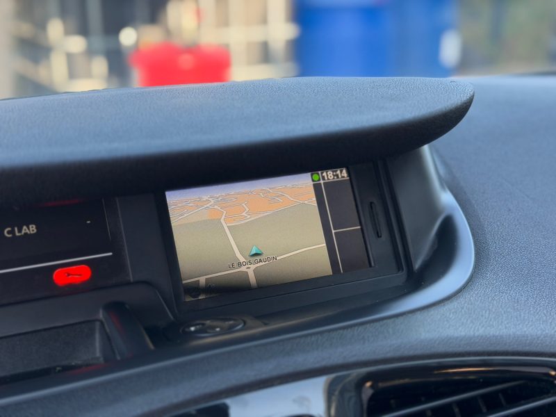 RENAULT SCÉNIC III 1.5 DCI 110 EDC DYNAMIQUE - Boîte Auto - GPS - Révisé & Garanti 6 Mois