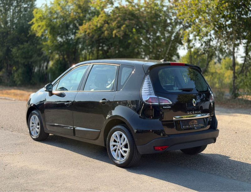 RENAULT SCÉNIC III 1.5 DCI 110 EDC DYNAMIQUE - Boîte Auto - GPS - Révisé & Garanti 6 Mois