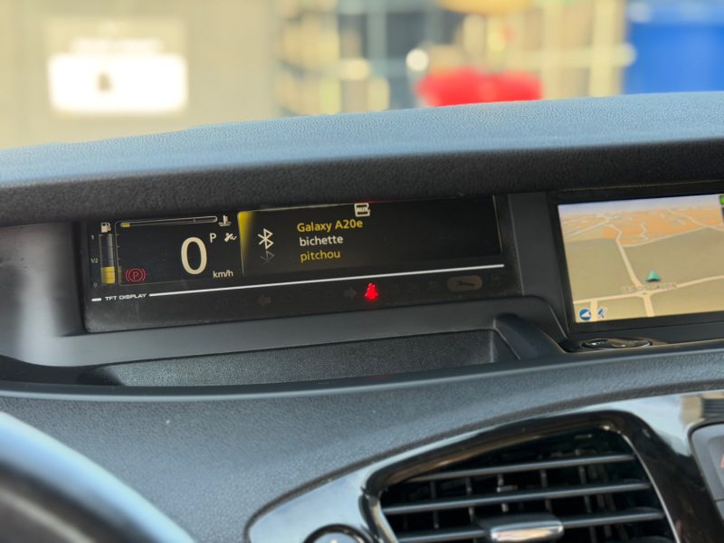 RENAULT SCÉNIC III 1.5 DCI 110 EDC DYNAMIQUE - Boîte Auto - GPS - Révisé & Garanti 6 Mois