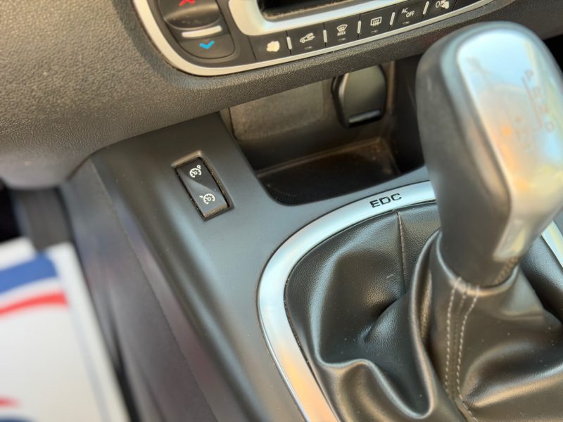 RENAULT SCÉNIC III 1.5 DCI 110 EDC DYNAMIQUE - Boîte Auto - GPS - Révisé & Garanti 6 Mois