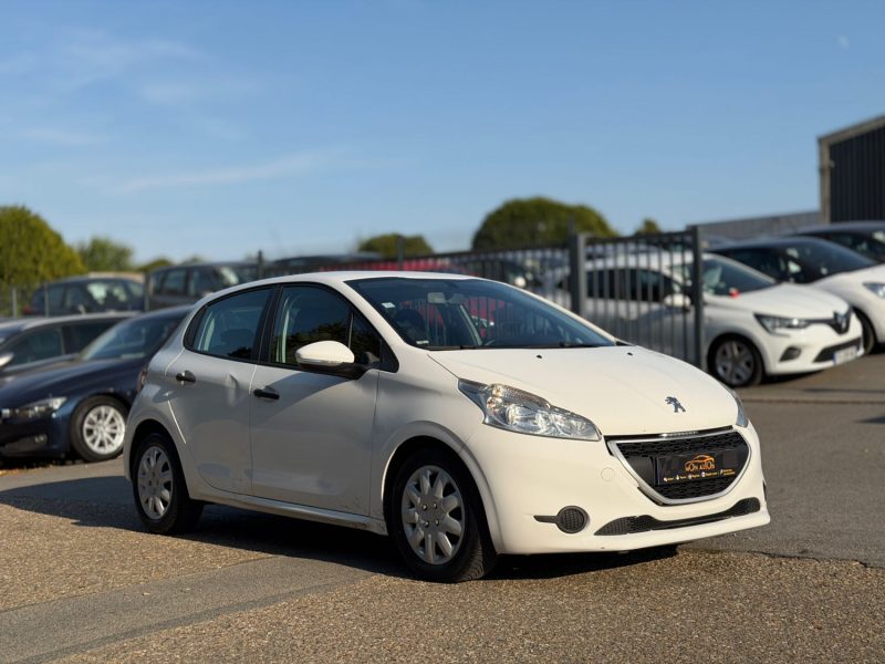 PEUGEOT 208 1.4 HDI 68 ACTIVE - Clim - Bluetooth - Révisée & Garantie 6 Mois
