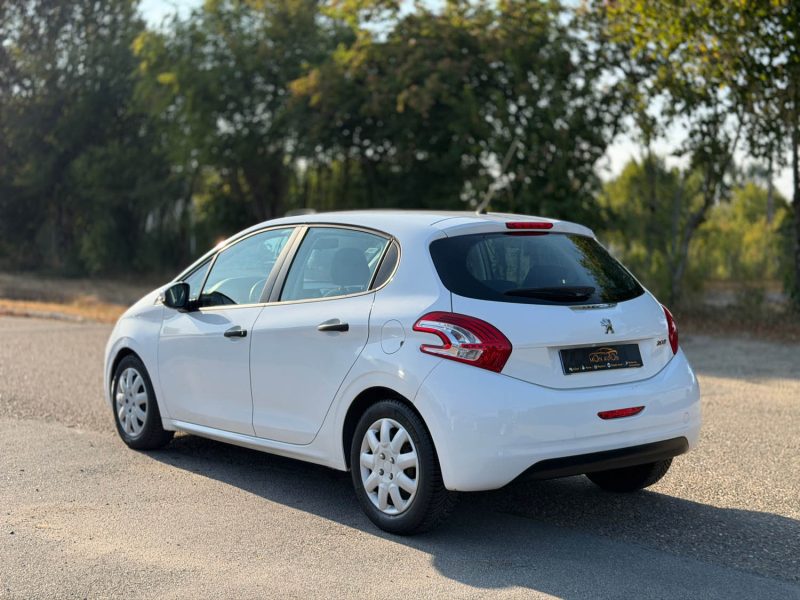 PEUGEOT 208 1.4 HDI 68 ACTIVE - Clim - Bluetooth - Révisée & Garantie 6 Mois