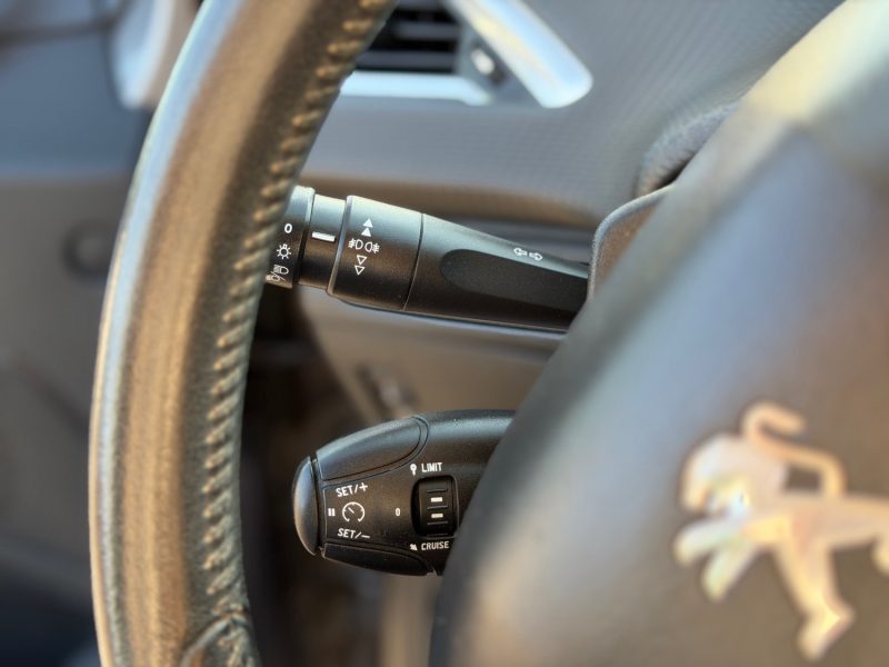 PEUGEOT 2008 1.6 E-HDI 92 ACTIVE - Clim Auto - Bluetooth - Révisée & Garantie 6 Mois