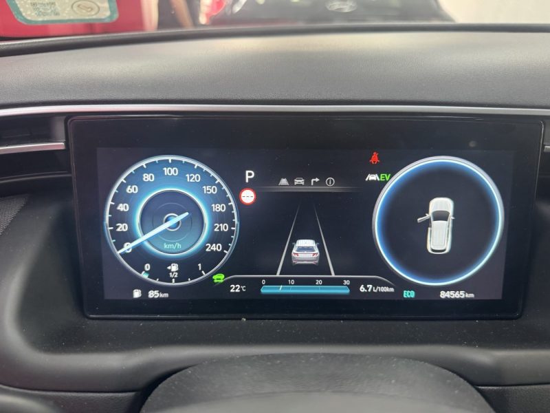 HYUNDAI TUCSON 1.6 HYBRIDE ESSENCE HEV 230cv EXECUTIVE TOIT PANORAMIQUE/1 ERE MAIN/TVA RECUPERABLE