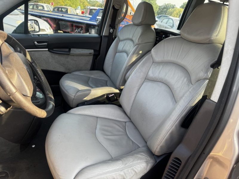 PEUGEOT 807 2.2 HDI SR 2003