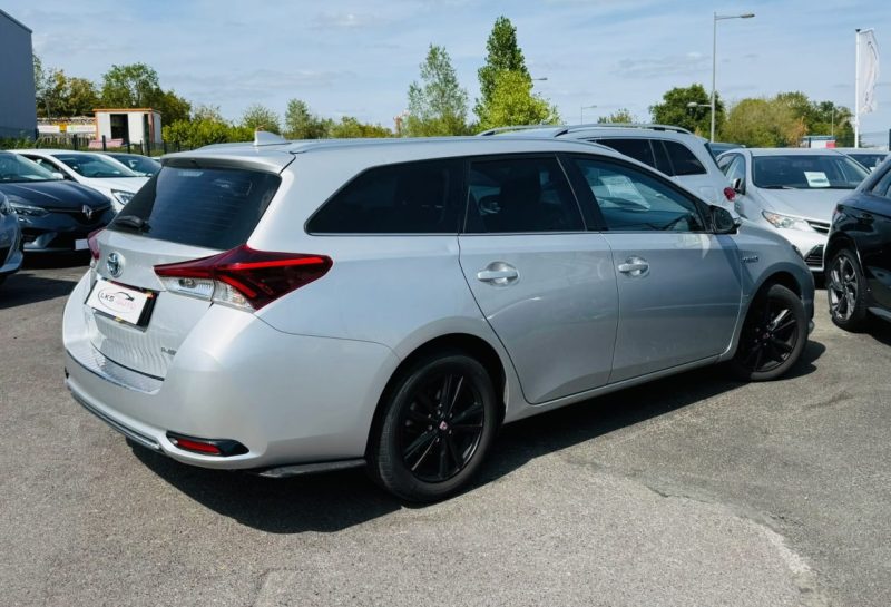 TOYOTA AURIS TOURING SPORTS 1.8 HYBRID 136h DYNAMIC BUSINESS