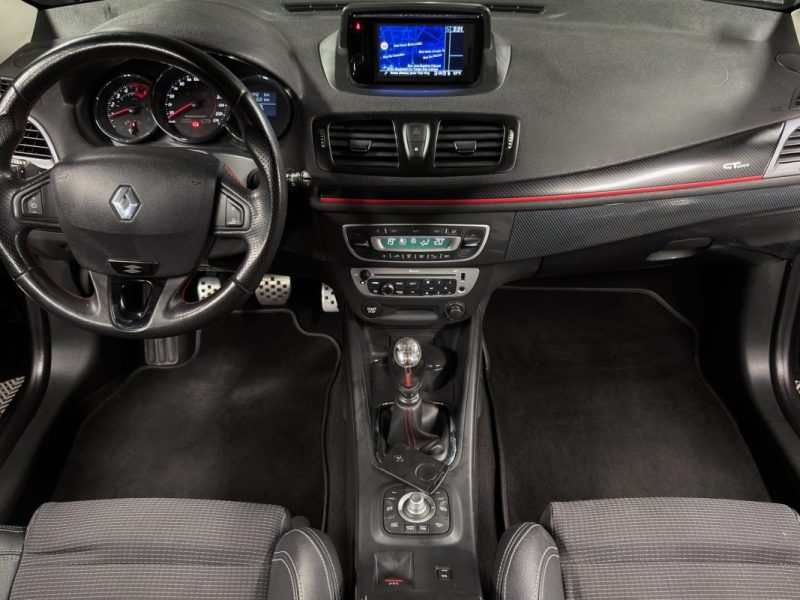 RENAULT MEGANE 3 III PHASE 2 COUPE GT LINE 1.6 DCI 130 Cv ECRAN GPS / TOIT PANO - MOTEUR A CHAINE