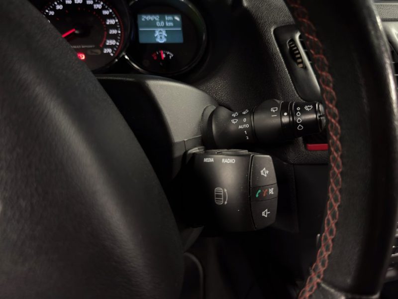 RENAULT MEGANE 3 III PHASE 2 COUPE GT LINE 1.6 DCI 130 Cv ECRAN GPS / TOIT PANO - MOTEUR A CHAINE