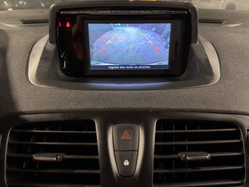 RENAULT MEGANE 3 III PHASE 2 COUPE GT LINE 1.6 DCI 130 Cv ECRAN GPS / TOIT PANO - MOTEUR A CHAINE
