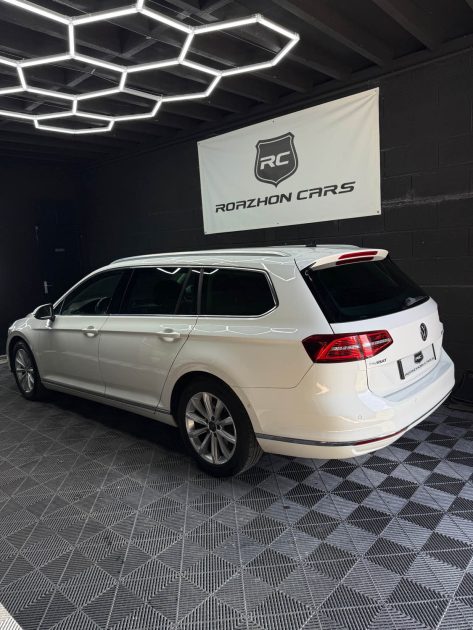 VOLKSWAGEN PASSAT 8 SW 2.0 TDI 150 CARRAT DSG 2015