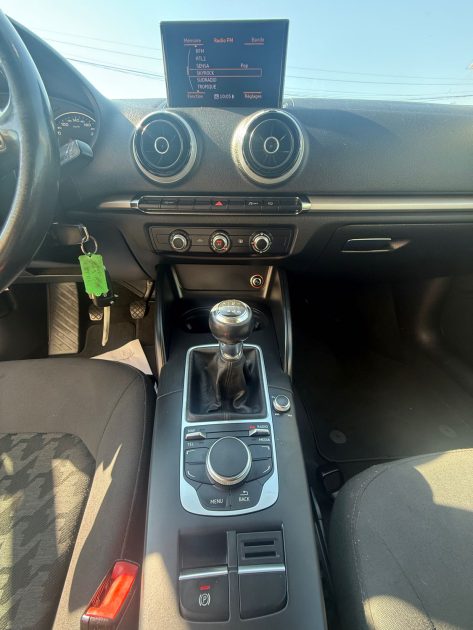 AUDI A3 8V1 1.6 TDI 105CV - 16V TURBO ATTRACTION 2013