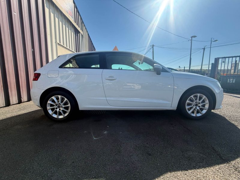 AUDI A3 8V1 1.6 TDI 105CV - 16V TURBO ATTRACTION 2013