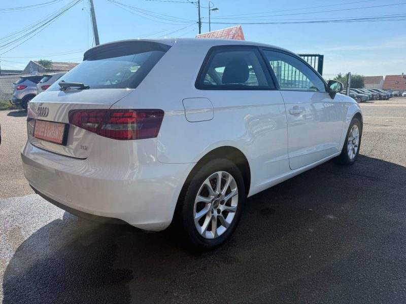 AUDI A3 8V1 1.6 TDI 105CV - 16V TURBO ATTRACTION 2013