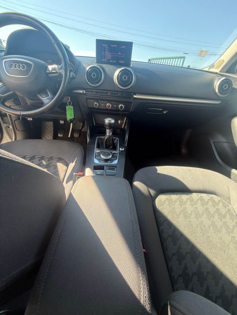 AUDI A3 8V1 1.6 TDI 105CV - 16V TURBO ATTRACTION 2013