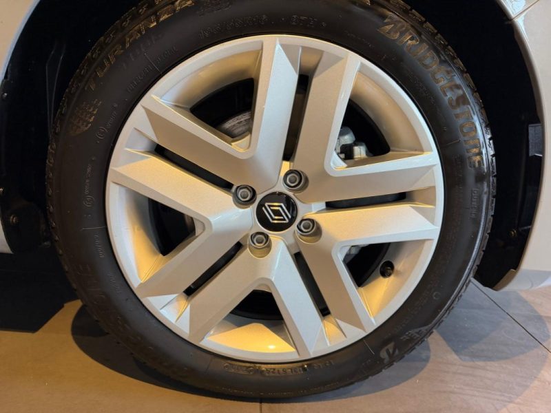 RENAULT CLIO 1.5 BLUE DCI 100 EVOLUTION 