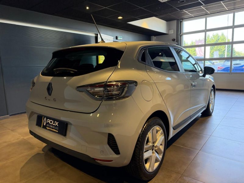 RENAULT CLIO 1.5 BLUE DCI 100 EVOLUTION 