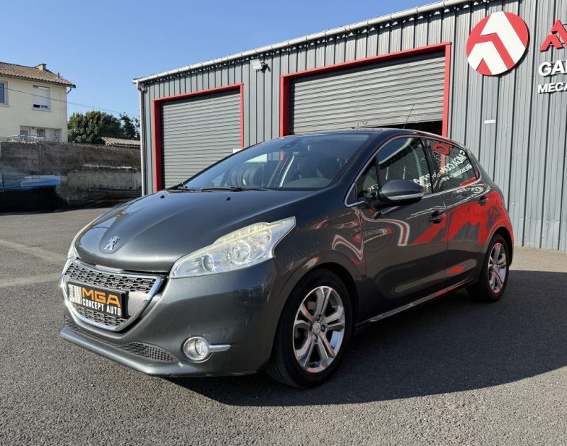PEUGEOT 208 1.6 E-HDI 92 ACTIVE 2012