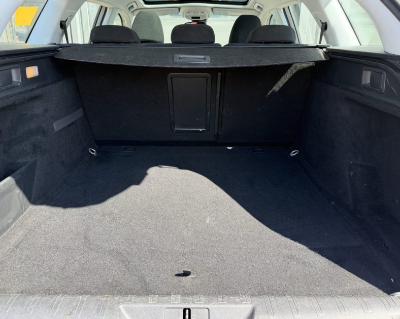PEUGEOT 308 II SW 2.0 HDI - 150 ch - Sièges Chauffants - Toit Panoramique - Entretient complet