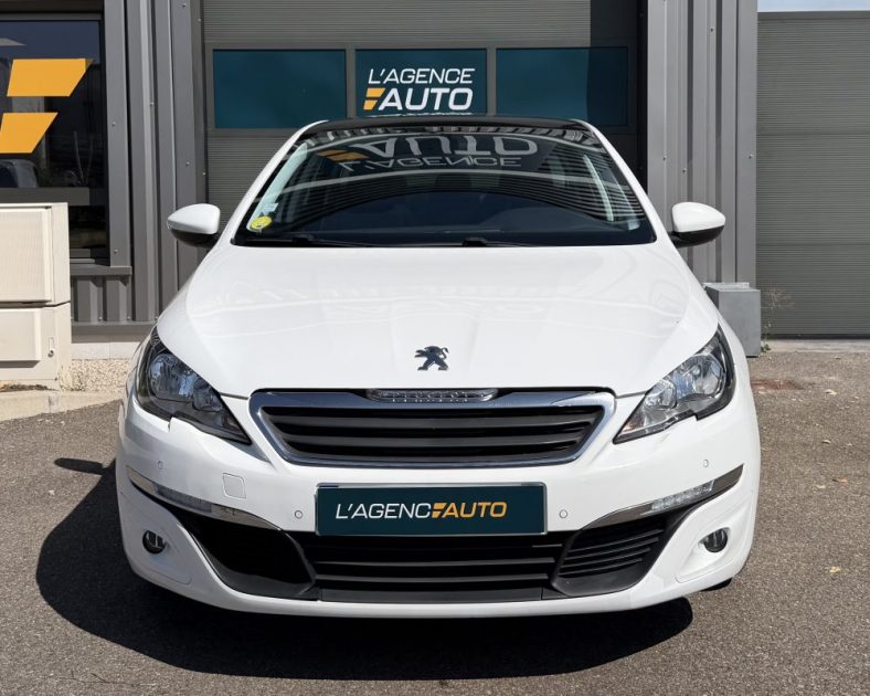 PEUGEOT 308 II SW 2.0 HDI - 150 ch - Sièges Chauffants - Toit Panoramique - Entretient complet