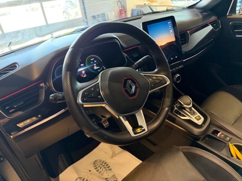 RENAULT ARKANA RS LINE E-TECH FULL HYBRID 145