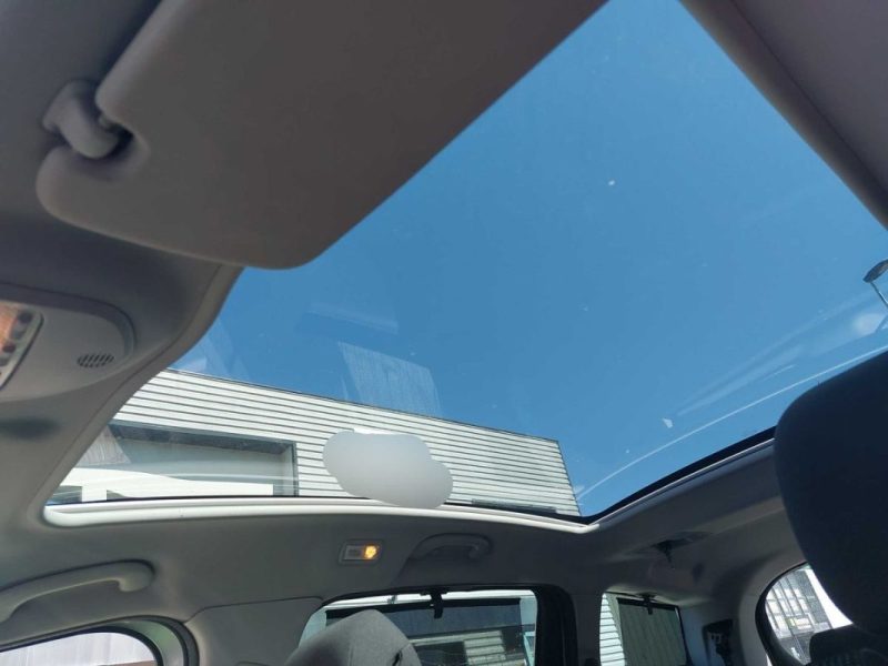 PEUGEOT 5008 - 1.6 115ch HDi ALLURE