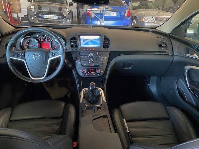OPEL INSIGNIA 2.0 CDTI 160 COSMO 2011