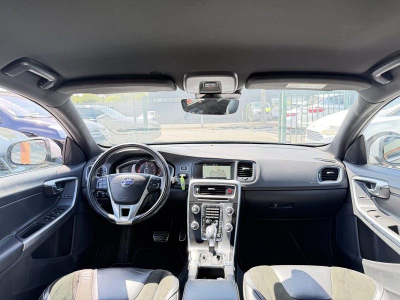 VOLVO V60 D4 2.0 TDI 190 cv-  Garantie 12 mois- R-Design - Boite Automatique