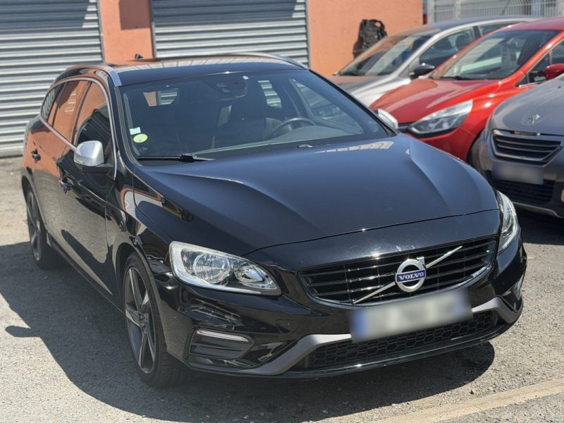 VOLVO V60 D4 2.0 TDI 190 cv-  Garantie 12 mois- R-Design - Boite Automatique