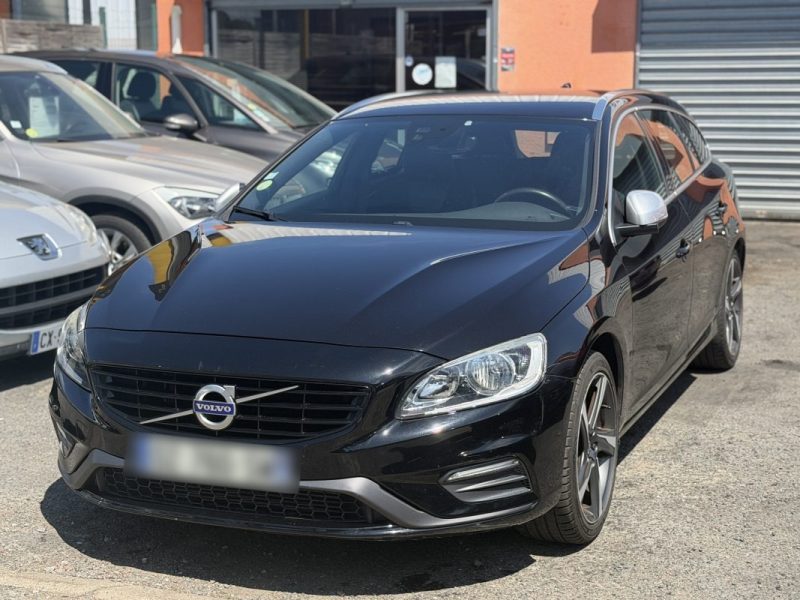 VOLVO V60 D4 2.0 TDI 190 cv-  Garantie 12 mois- R-Design - Boite Automatique