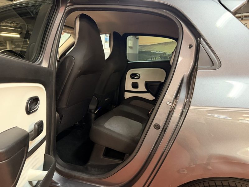 RENAULT TWINGO III 0.9 TCE 90ch COSMIC 