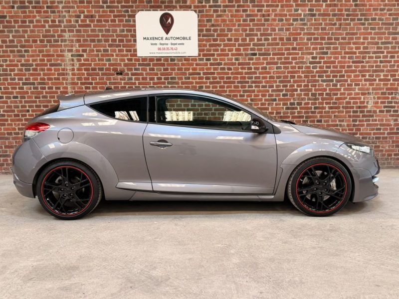 Renault Megane III (2) RS LUXE 265CH 
