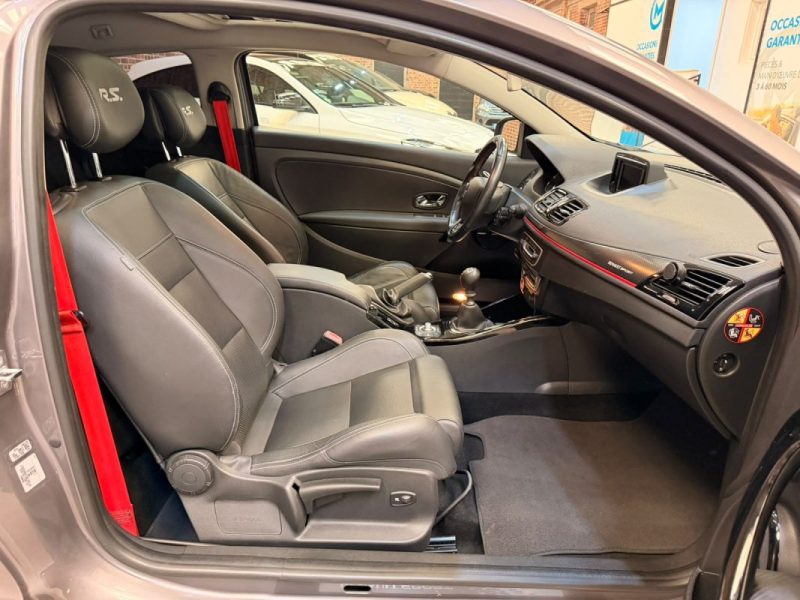 Renault Megane III (2) RS LUXE 265CH 