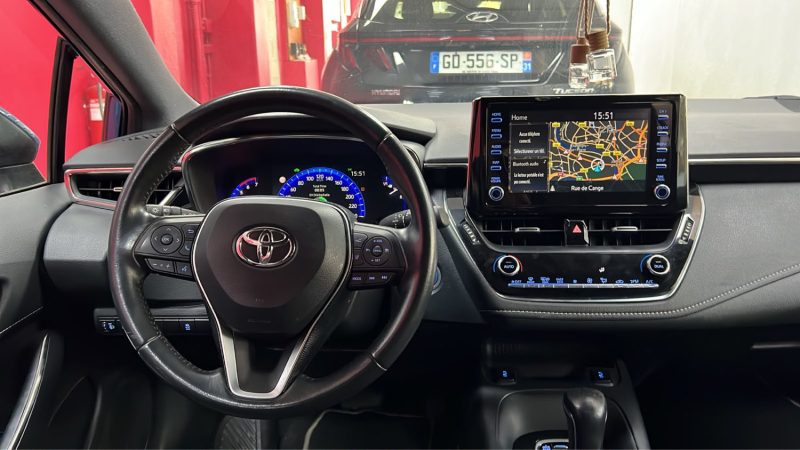 TOYOTA COROLLA TOURING SPORTS HYBRIDE 1.8 DYNAMIC BUSINESS 122cv/1 ERE MAIN/TVA RECUPERABLE