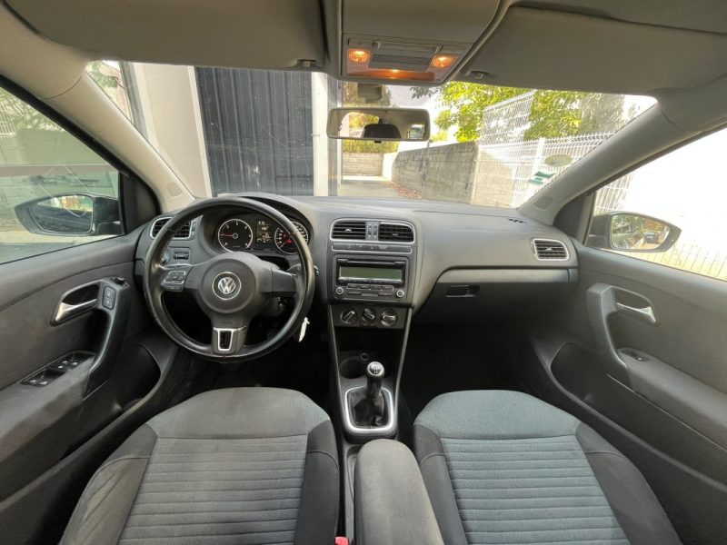 VOLKSWAGEN Polo V Confortline  90 ch 1.6 TDI 1ère main / Climatisation