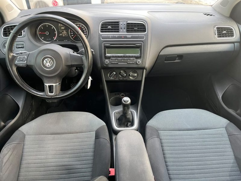 VOLKSWAGEN Polo V Confortline  90 ch 1.6 TDI 1ère main / Climatisation