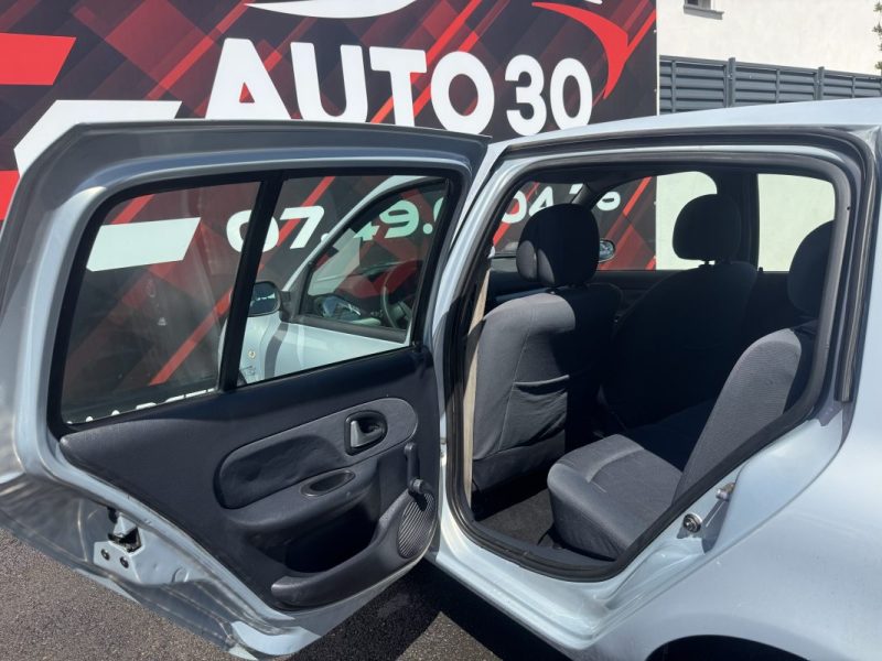 RENAULT CLIO AUTHENTIQUE 1.5 DCI 65 2004