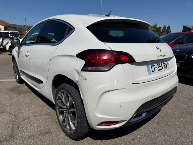 CITROEN DS4 1.6 E-HDI 110CH SO CHIC GARANTIE 