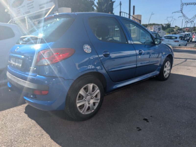 PEUGEOT 206 + 1.4 HDI 75CH URBAN EXCELLENT ETAT GARANTIE 12 MOIS