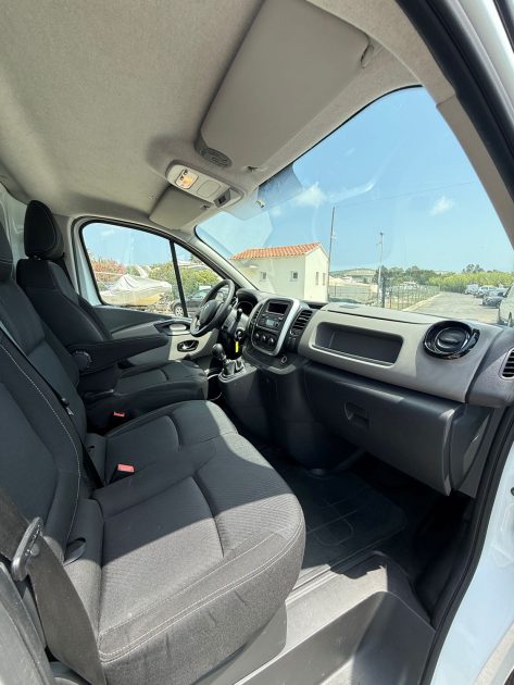 RENAULT TRAFIC L2H1 1300 1.6 DCI 125 GRAND CONFORT 