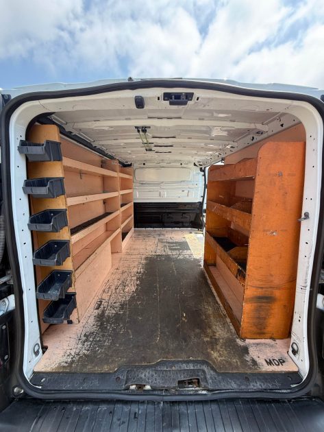 RENAULT TRAFIC L2H1 1300 1.6 DCI 125 GRAND CONFORT 