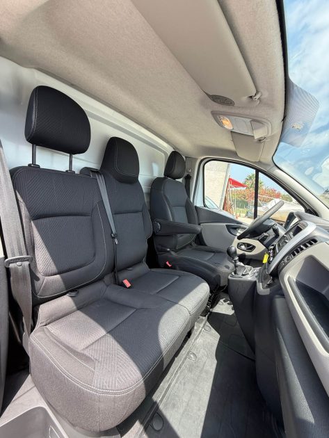 RENAULT TRAFIC L2H1 1300 1.6 DCI 125 GRAND CONFORT 