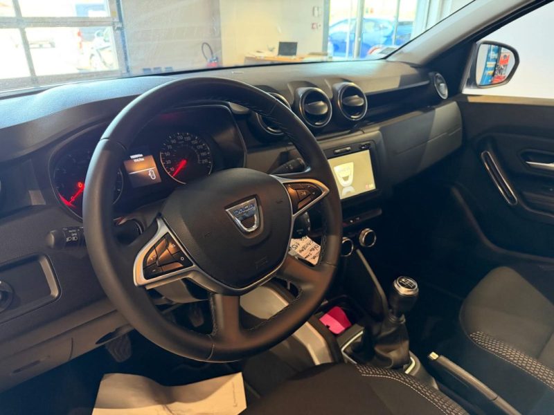 DACIA DUSTER  1.5 BLUE DCI 115 PRESTIGE 4X2 / ATTELAGE 