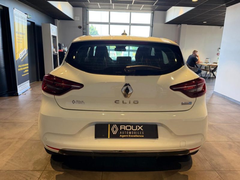 RENAULT CLIO 5 1.6 E-TECH 140 INTENS / PACK CITY 