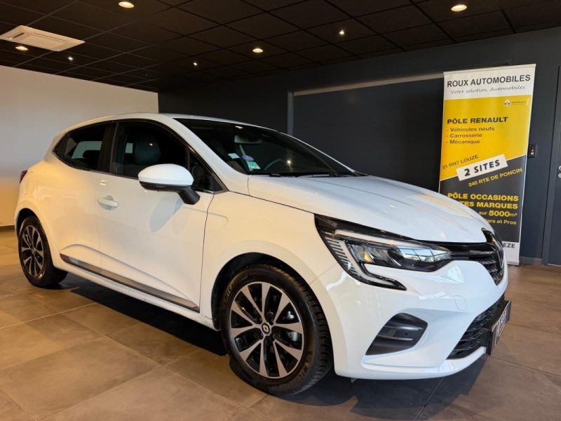 RENAULT CLIO 5 1.6 E-TECH 140 INTENS / PACK CITY 