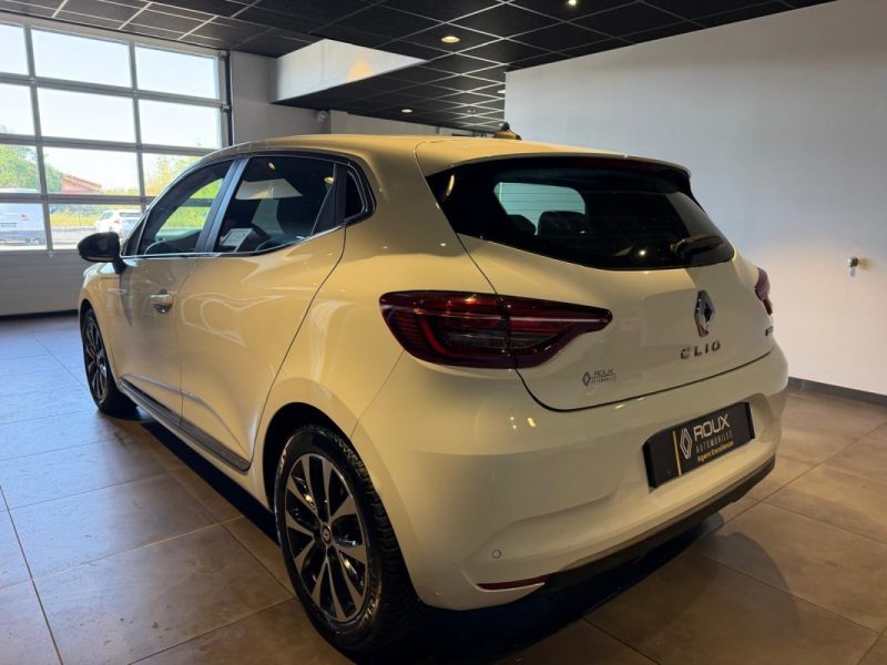 RENAULT CLIO 5 1.6 E-TECH 140 INTENS / PACK CITY 