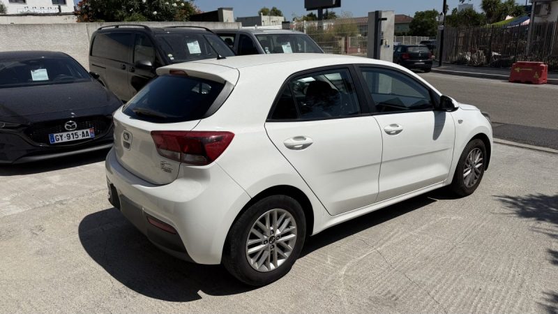 KIA RIO IV 1.0 T-GDI 100 ACTIVE 2019 / PREMIERE MAIN