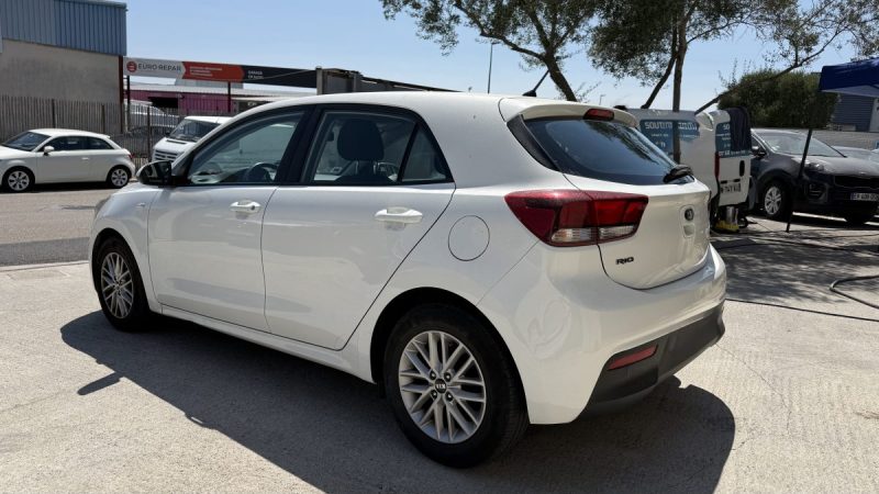 KIA RIO IV 1.0 T-GDI 100 ACTIVE 2019 / PREMIERE MAIN