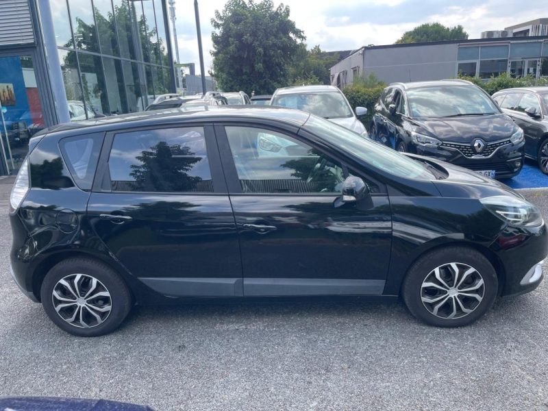 RENAULT SCENICIII 1.5 DCI 110 EXPRESSION EDC 2013
